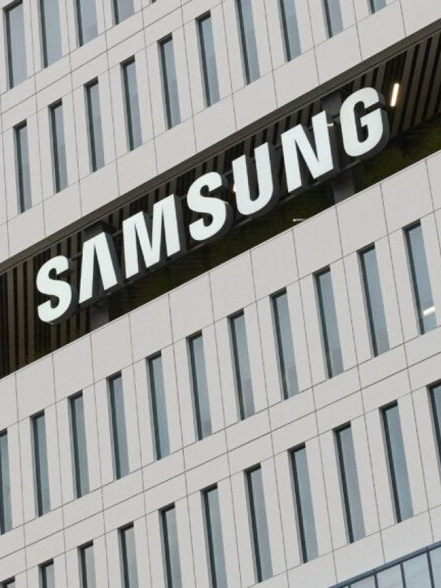 Samsung Profit Drop Leads to Share Decline
